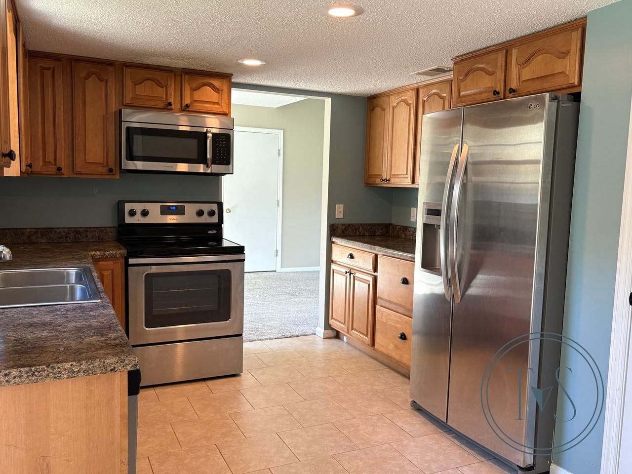 21 Woody Ct - Photo 7 of 14