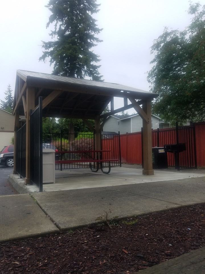 Horizon Square Apartment Homes - Photo 3 of 33