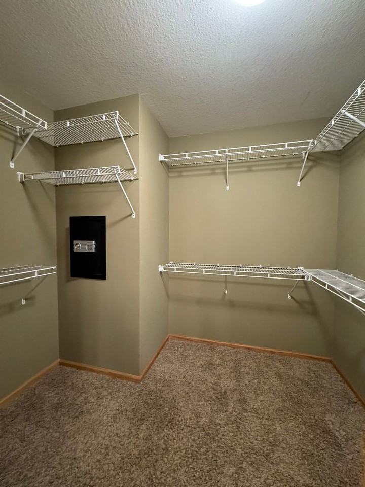 4491 Baraboo St Nw - Photo 7 of 16