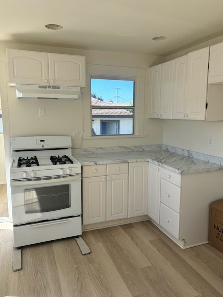 803 N O St - Photo 6 of 16