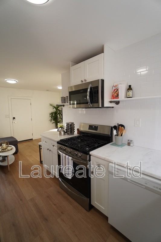 930 Orchard St - Photo 6 of 12