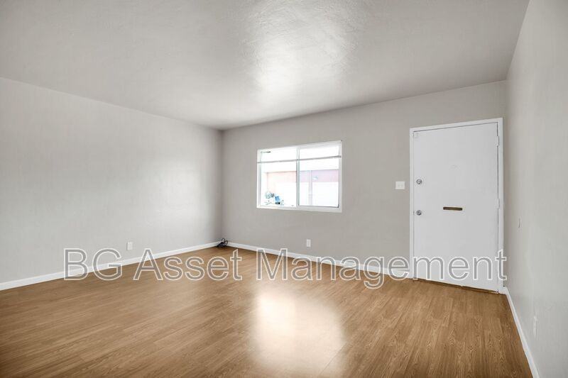 22815 Grand St #16 - Photo 2 of 18