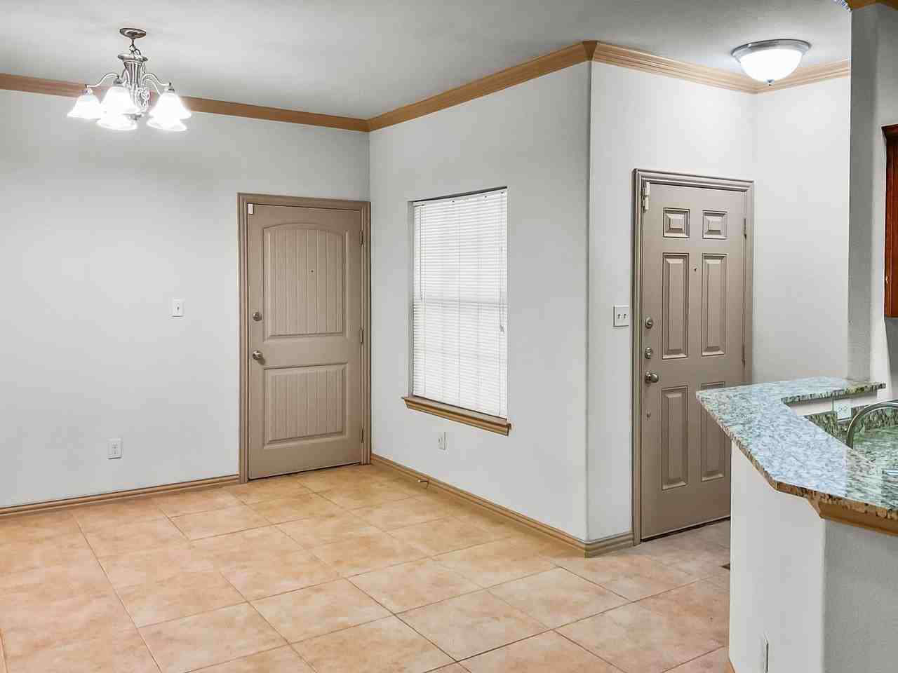 1532 Aldra Dr - Photo 3 of 18