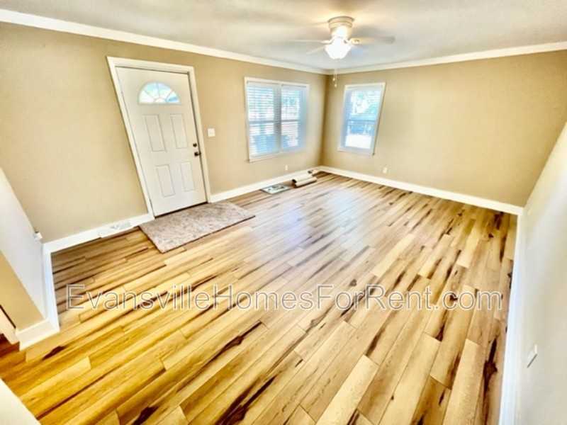 2408 South Boeke Road - Photo 2 of 13