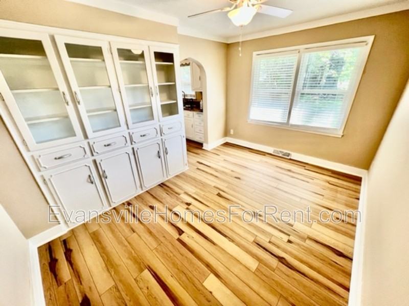 2408 South Boeke Road - Photo 6 of 13