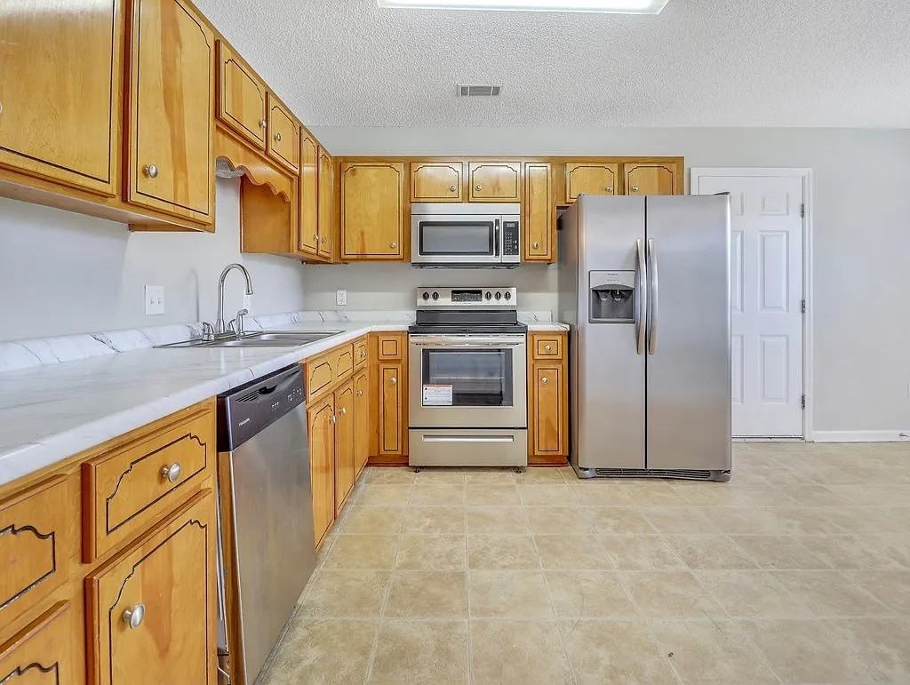 703 Waterfield Drive - Photo 3 of 19