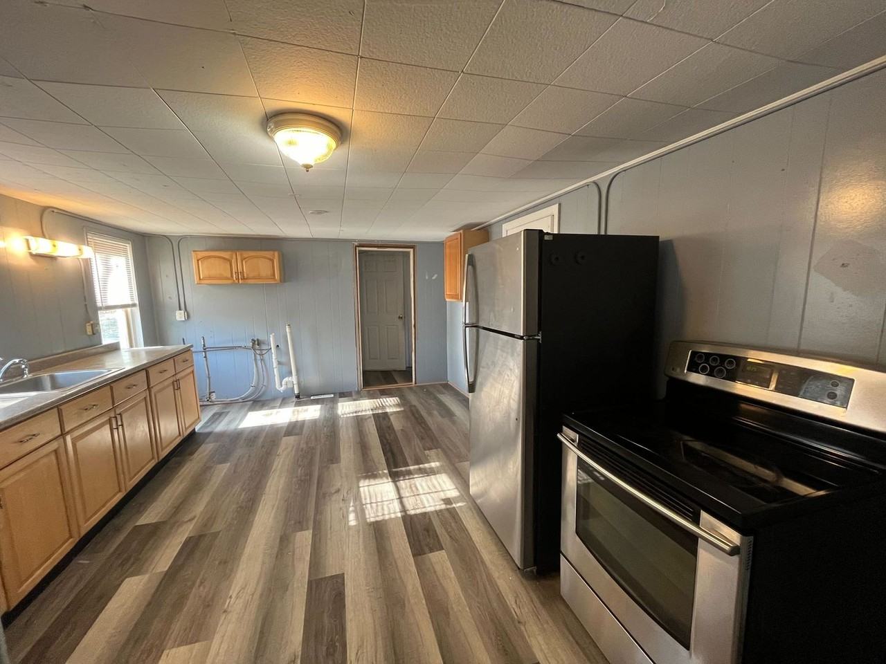 11 Central Square - Photo 2 of 10