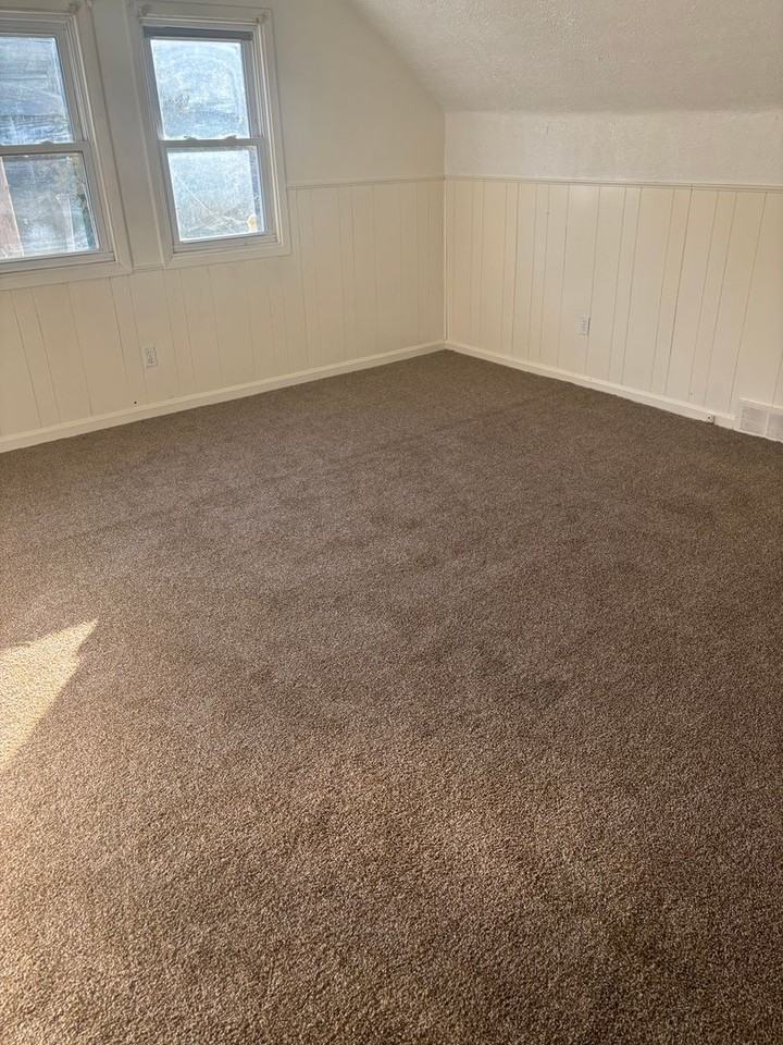 3974 E 66th St - Photo 4 of 6