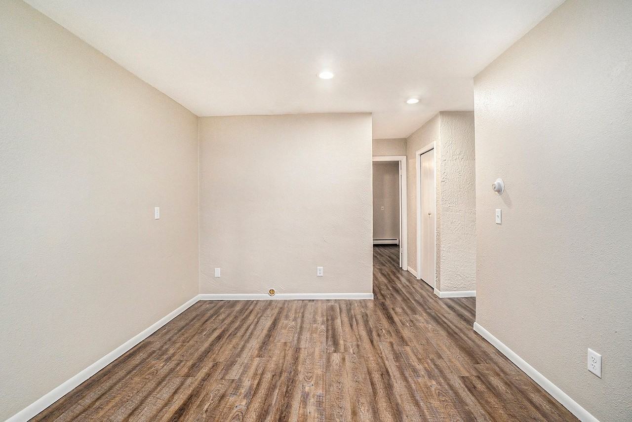 1321 Huntington Ave #1 - Photo 7 of 21
