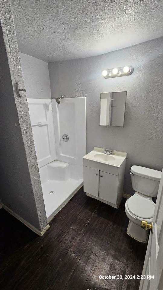 929 E Cannon St - Photo 7 of 10