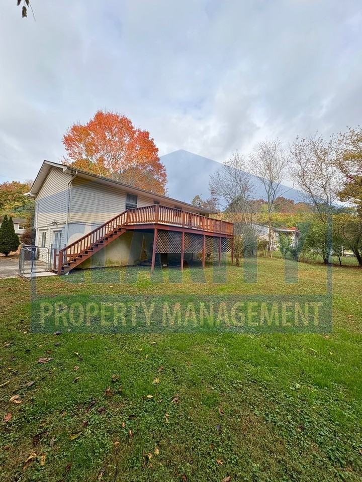 314 Peach Tree Cir Ne - Photo 2 of 28