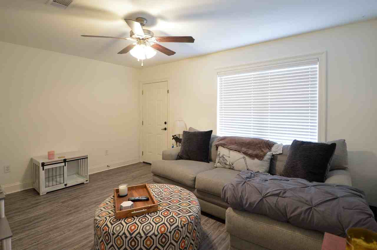 Acadian Court - Photo 3 of 17