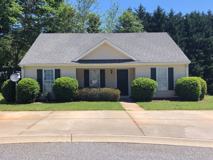 100 Water Oak Ln - Photo 1 of 1