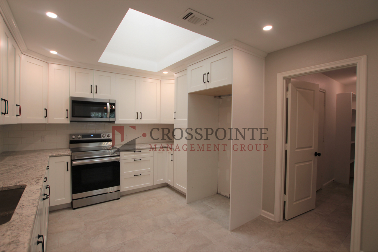 581 Frederick Cir - Photo 7 of 19