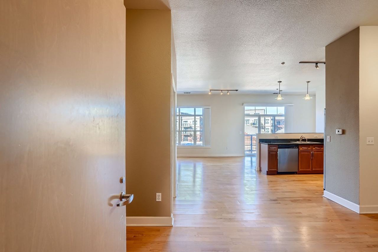 5677 S Park Pl #211A - Photo 6 of 11