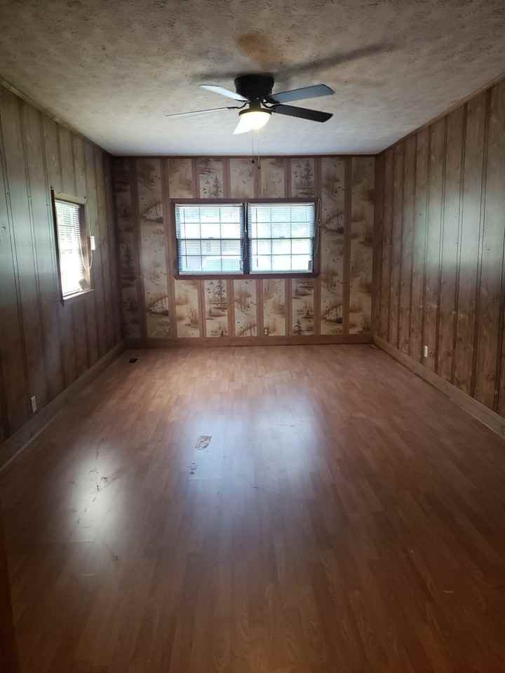 2109 Finley St Sw - Photo 3 of 23