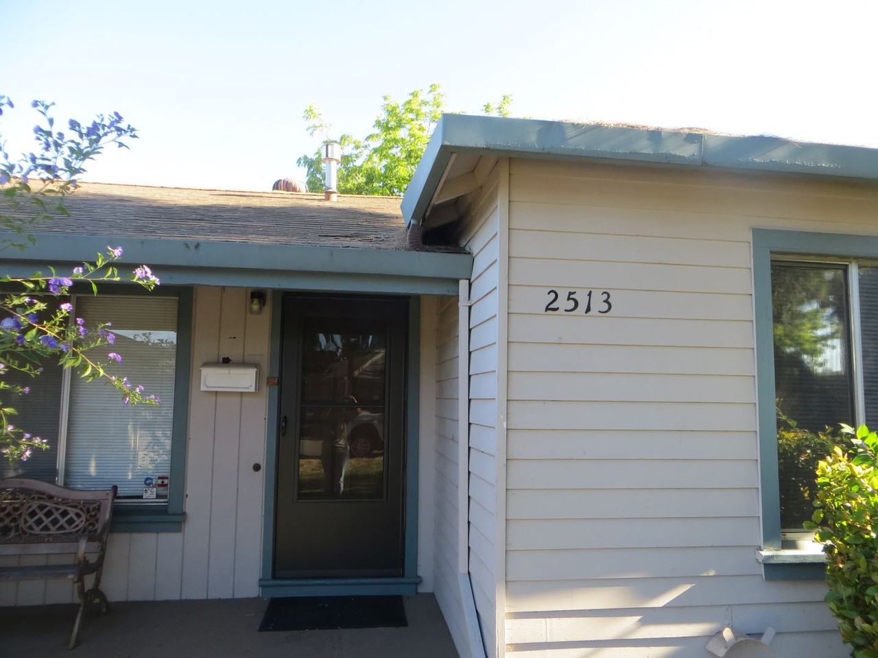 2513 Watson St - Photo 2 of 12