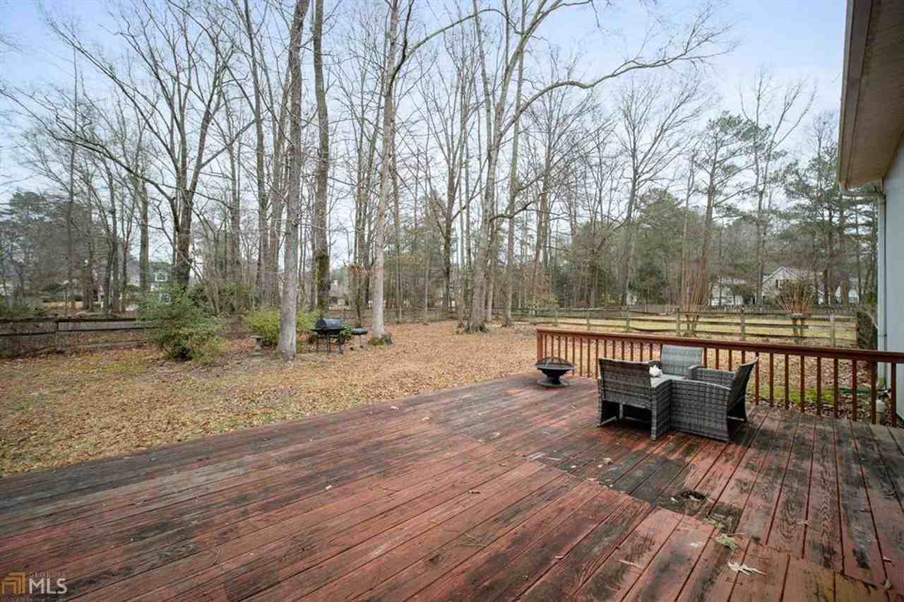 502 Kemble Ln - Photo 3 of 29