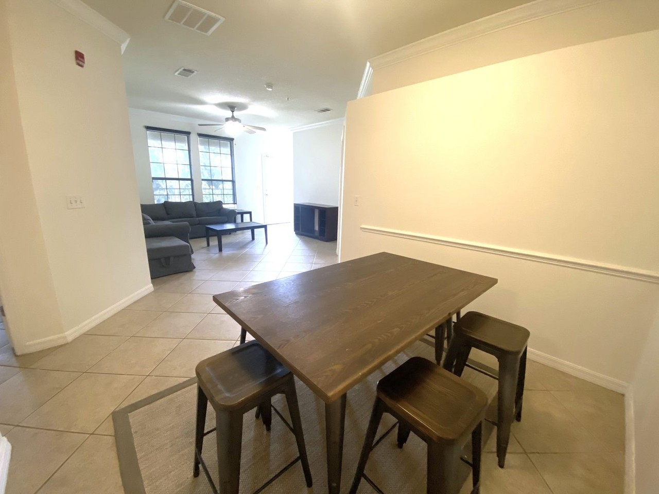 1142 Sw 9th Rd #403 - Photo 7 of 27