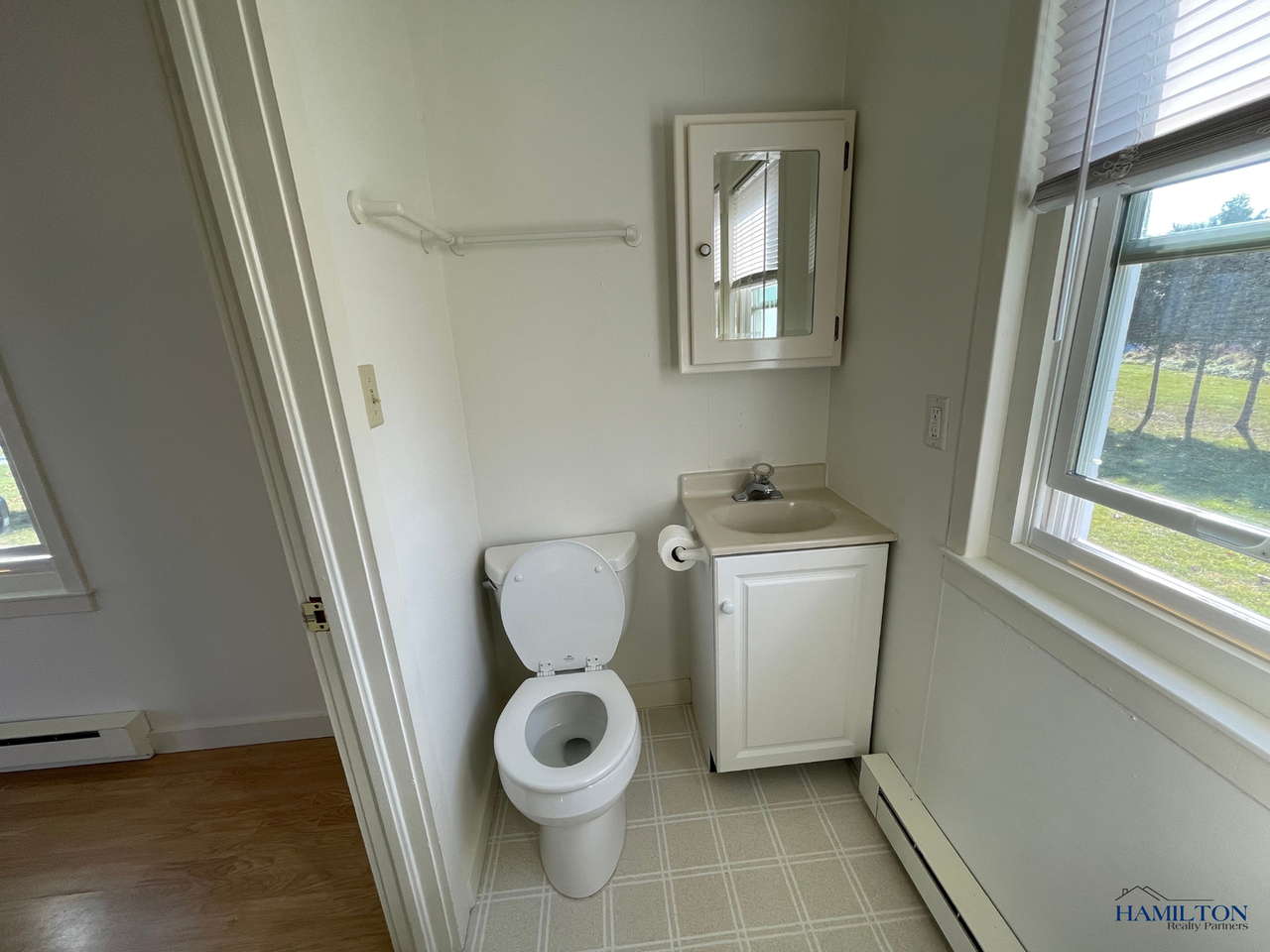 87 College St - Photo 7 of 18