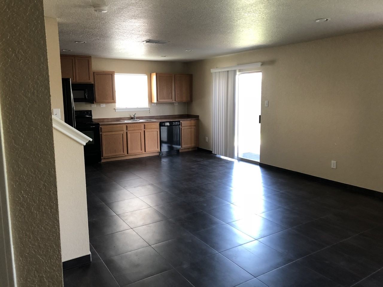 13335 Solar Crst - Photo 3 of 17