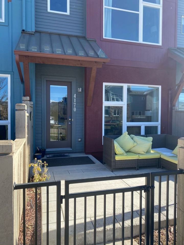 4170 Longview Ln - Photo 3 of 27