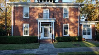 107 Pine St - Photo 1 of 1