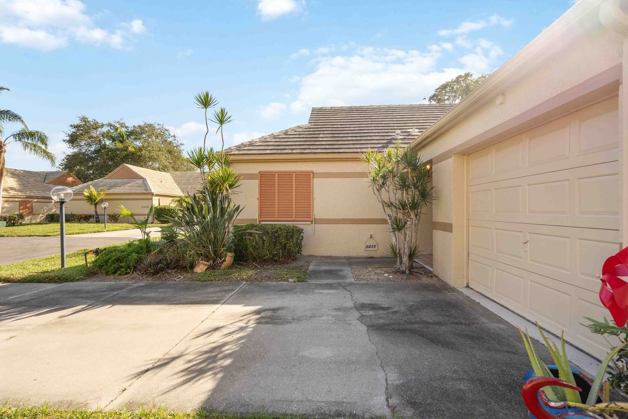 3411 57th Avenue Dr W - Photo 3 of 34