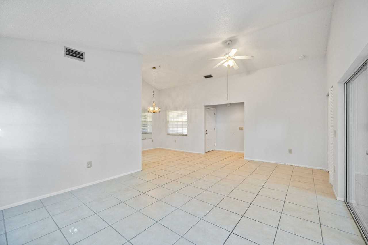 3411 57th Avenue Dr W - Photo 6 of 34