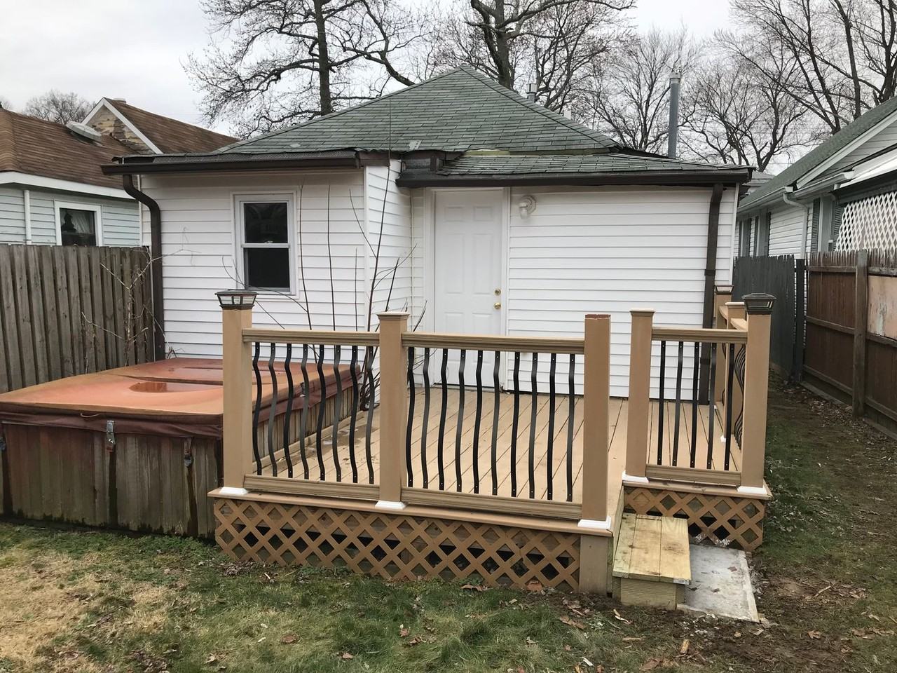 44 Carter Ave - Photo 2 of 4