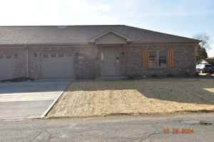 featured image of 821 W Seventh St