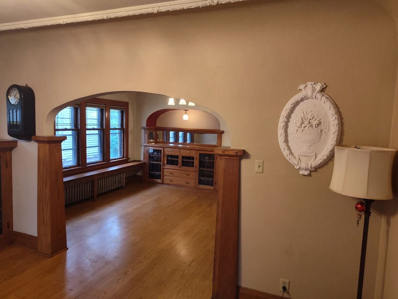 1527 S 10th St - Photo 2 of 2