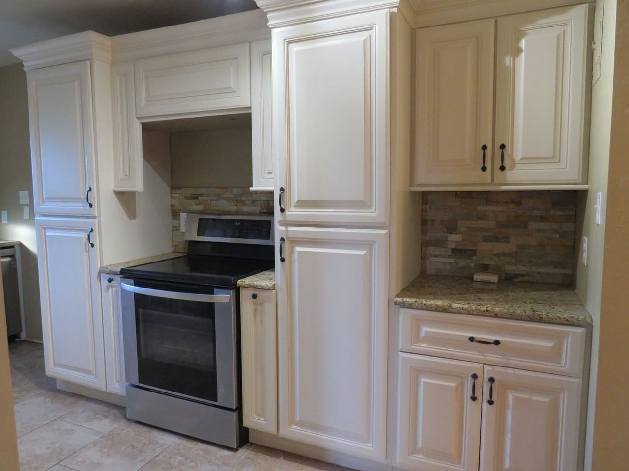 2945 Nw Euclid Ave - Photo 6 of 18