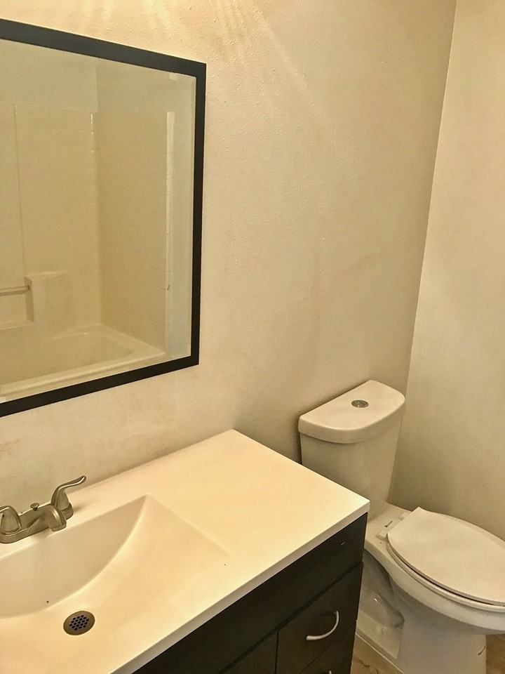 5600 Bentgrass Dr - Photo 6 of 17