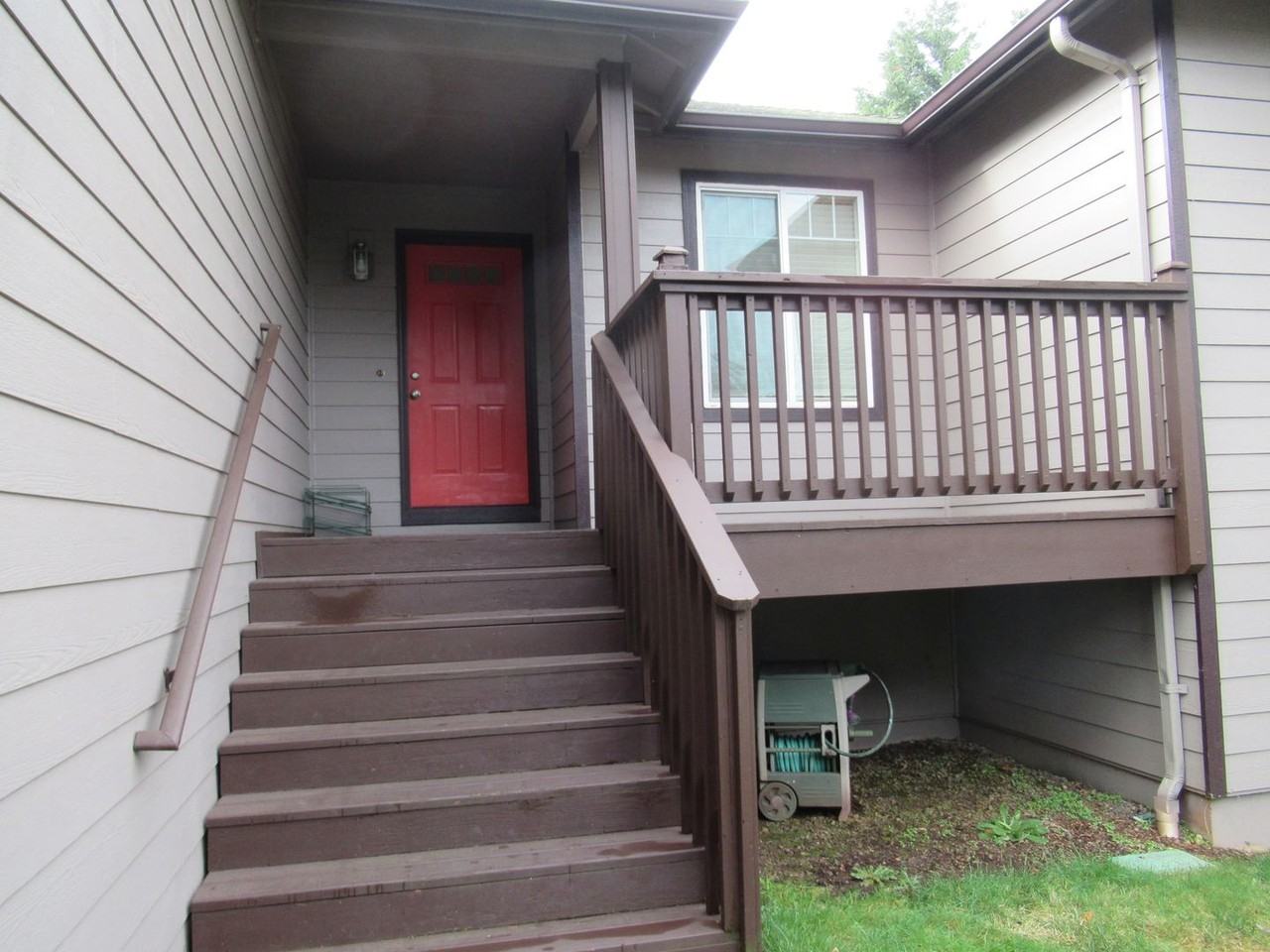 5353 Snowflake St Se - Photo 2 of 33