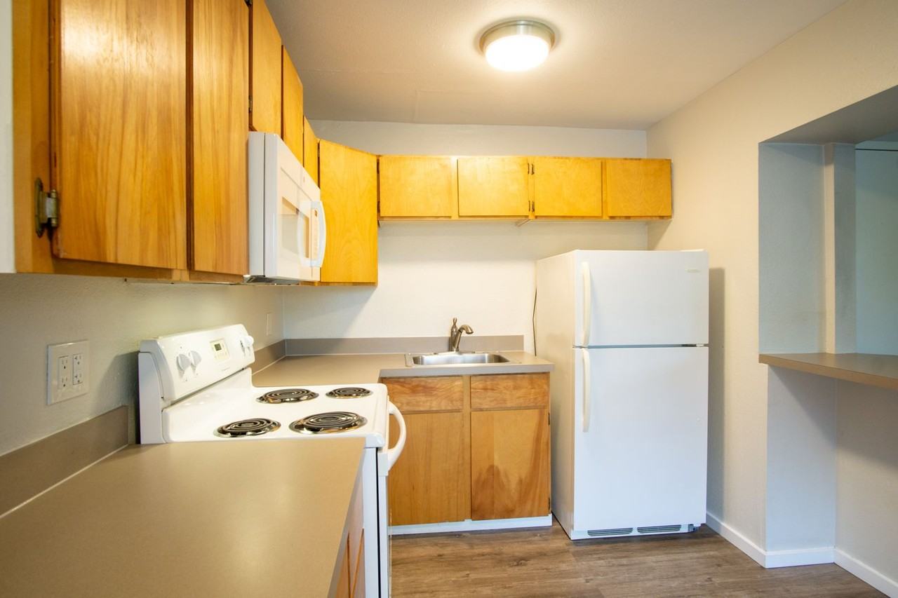 3506 Se 15th Ave #5 - Photo 4 of 14