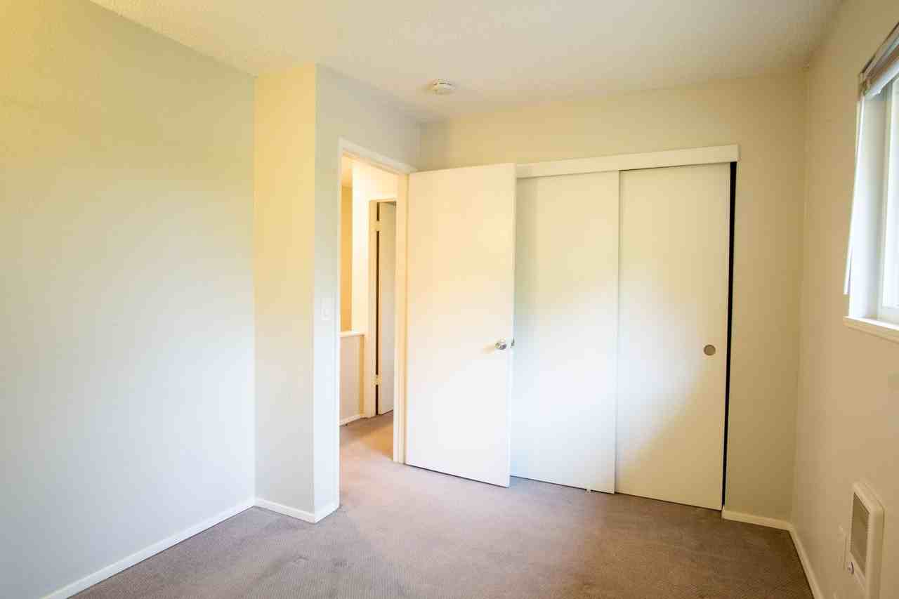 3506 Se 15th Ave #5 - Photo 5 of 14