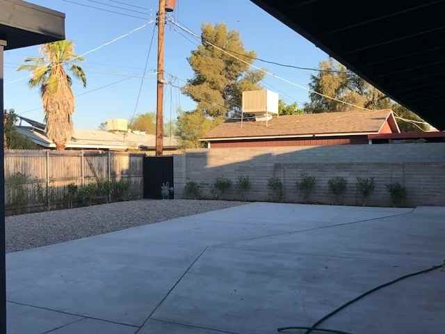 244 N Harris Ave #B - Photo 7 of 8