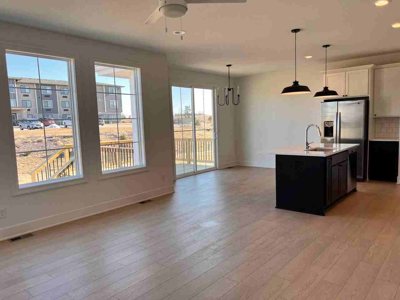 442 S 91st St - Photo 2 of 15