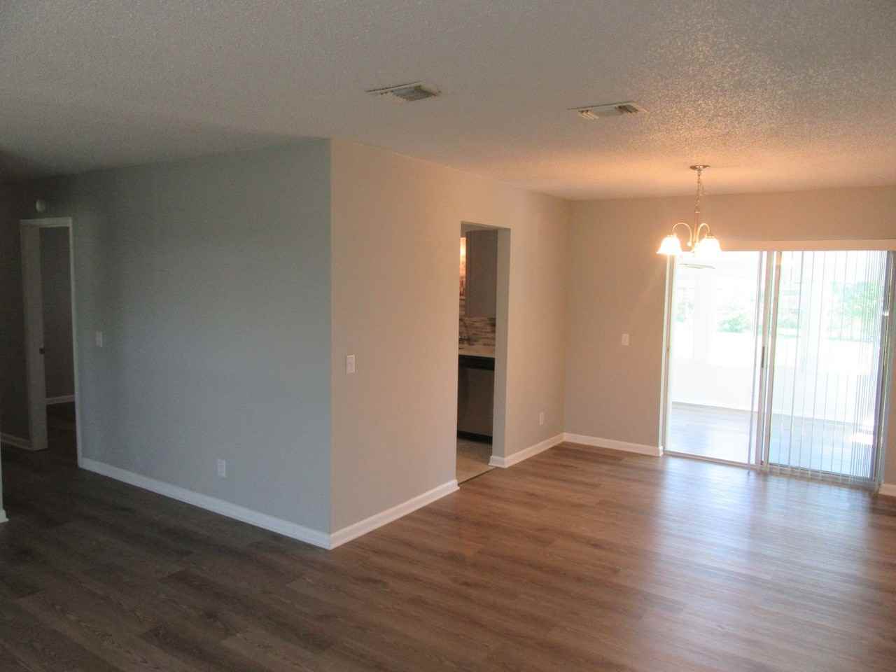 4131 Leslie Ln - Photo 3 of 28