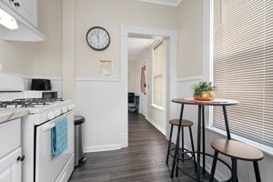 featured image of 120 E Spring St