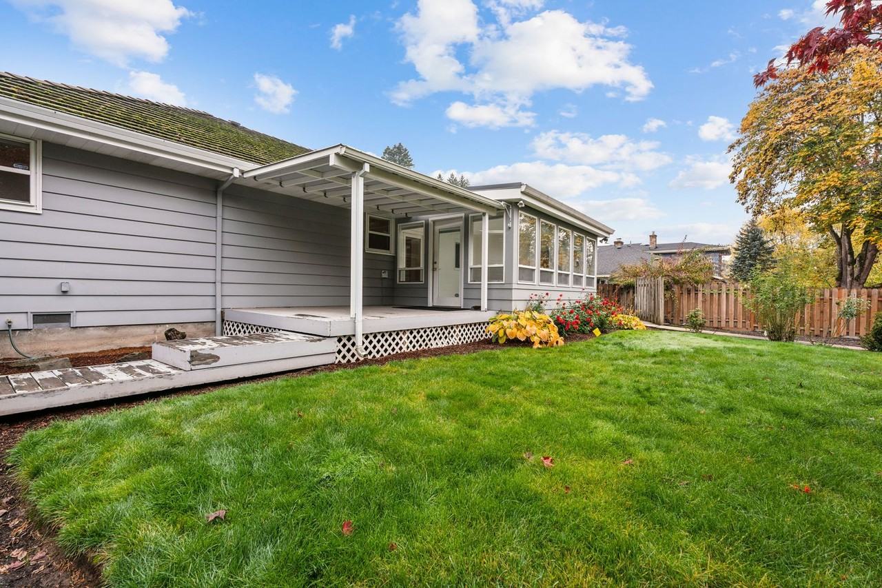 2780 Ne Jackson School Rd - Photo 2 of 12