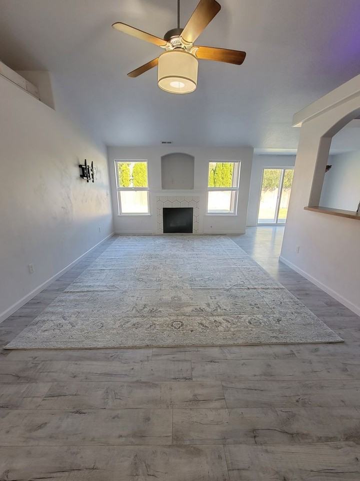 5142 Monica St - Photo 3 of 20