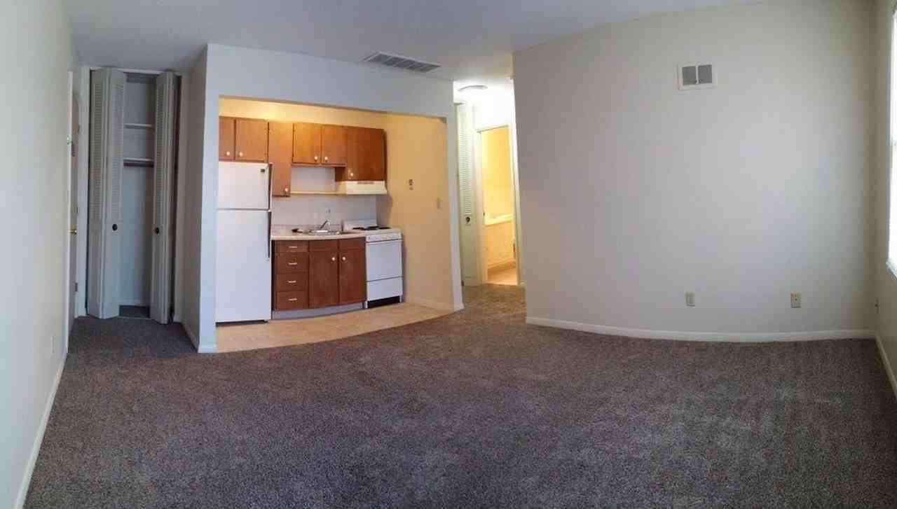 Manor Heights - Photo 4 of 4