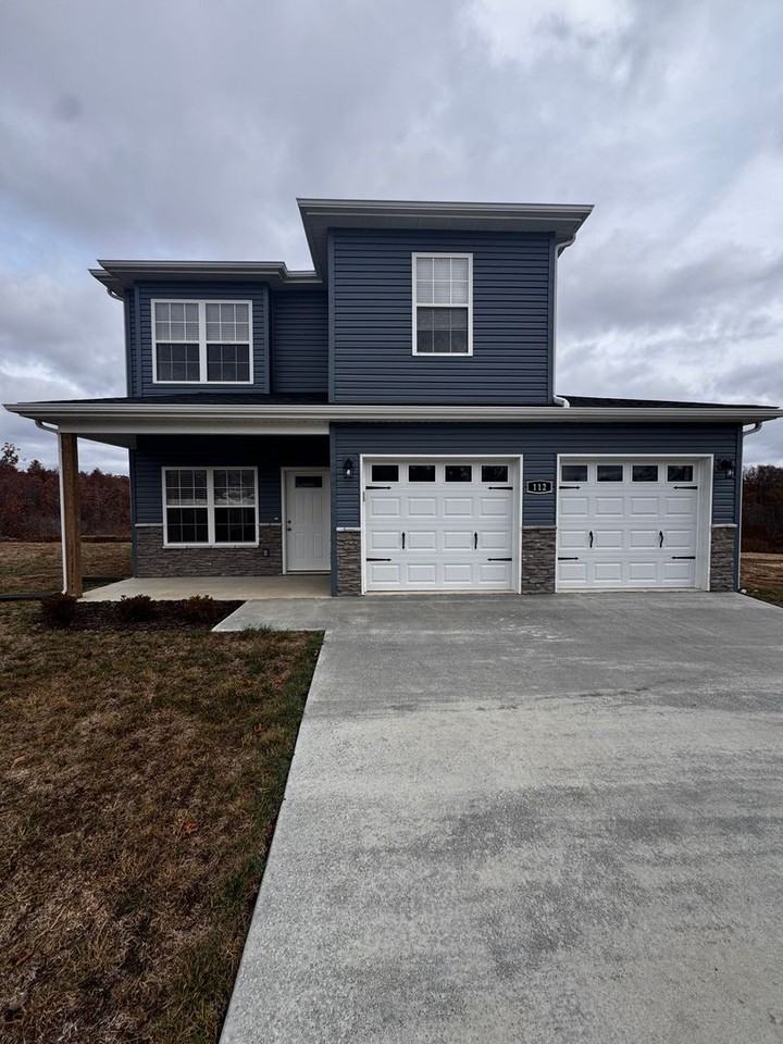 112 Daniels Ct - Photo 2 of 28