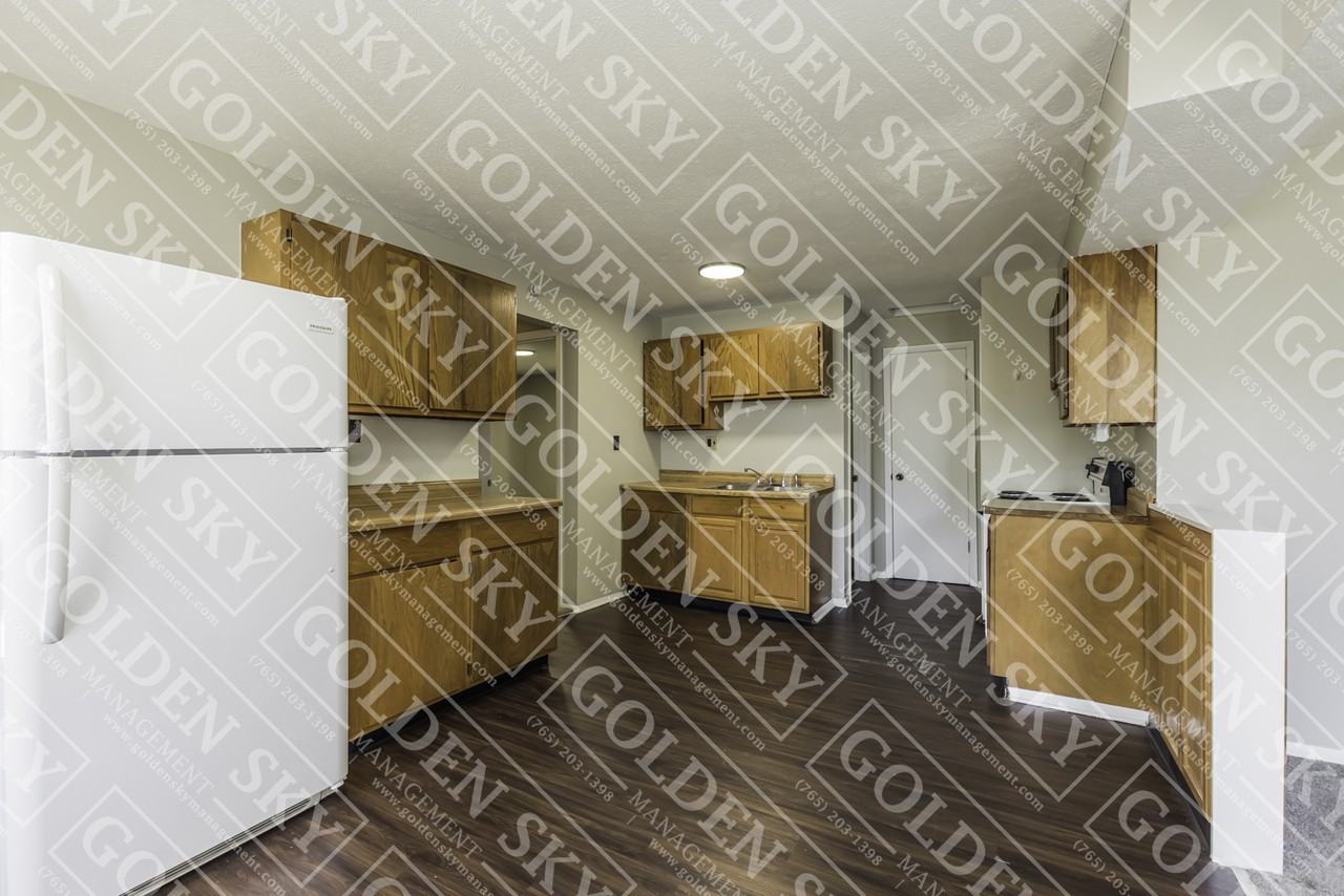 1811 West Adams Street - Photo 2 of 10