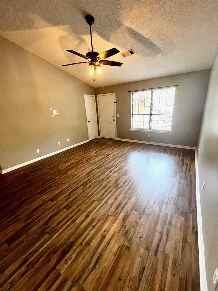 Mill Chase Way 142 - Photo 2 of 11