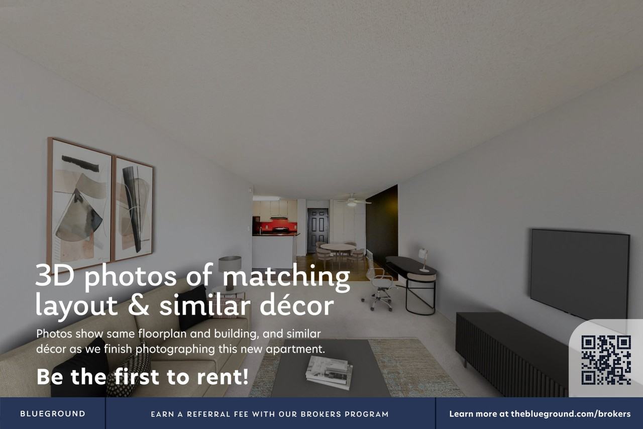 3883 Ingraham Street - Photo 4 of 12