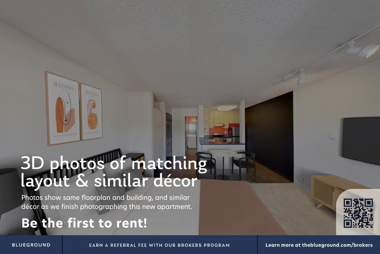 3883 Ingraham Street - Photo 4 of 12