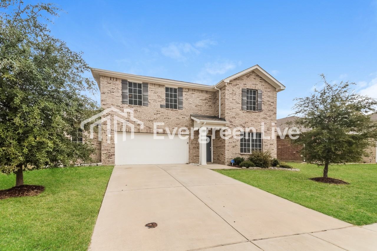 425 Stone Creek Boulevard - Photo 2 of 13